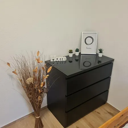 Mit Kamin Zum Wohlfuehlen *